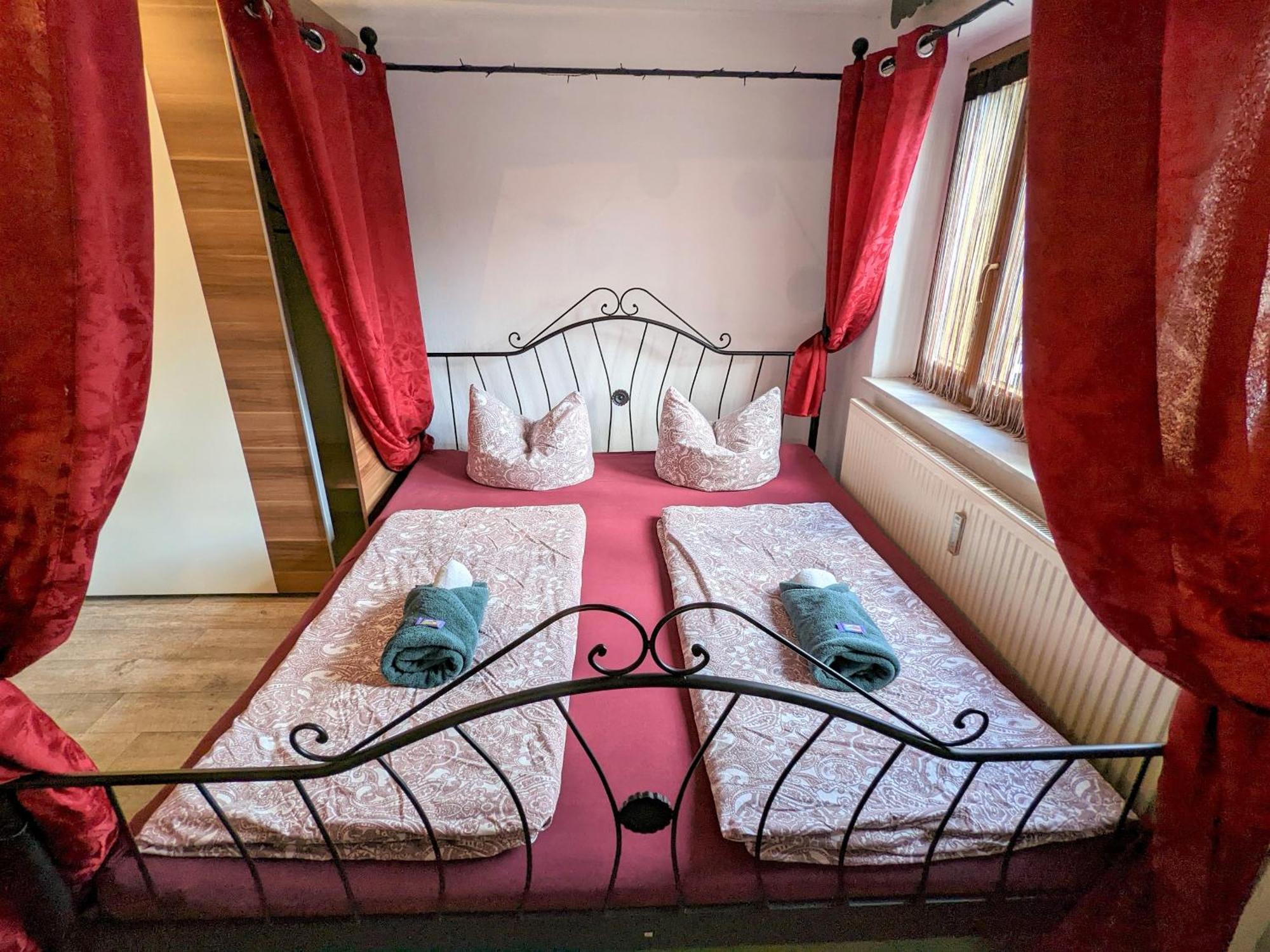 Ut - Urlaubsmagie - Urlaubstraum Mit Whirlpool, Pool & Sauna Sebnitz Extérieur photo